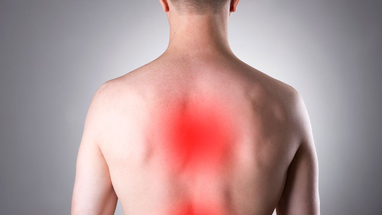 dor nas costas devido à osteocondrose